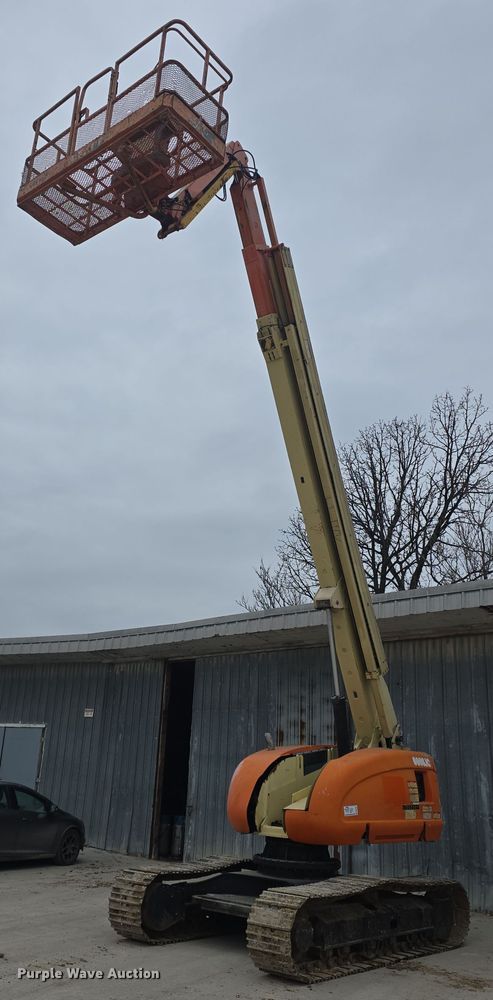 image for item DO7767 2000 JLG S60SJC boom lift