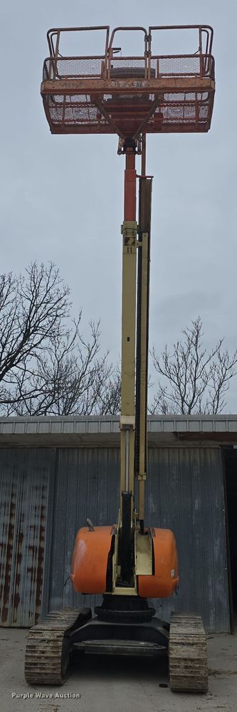 image for item DO7767 2000 JLG S60SJC boom lift