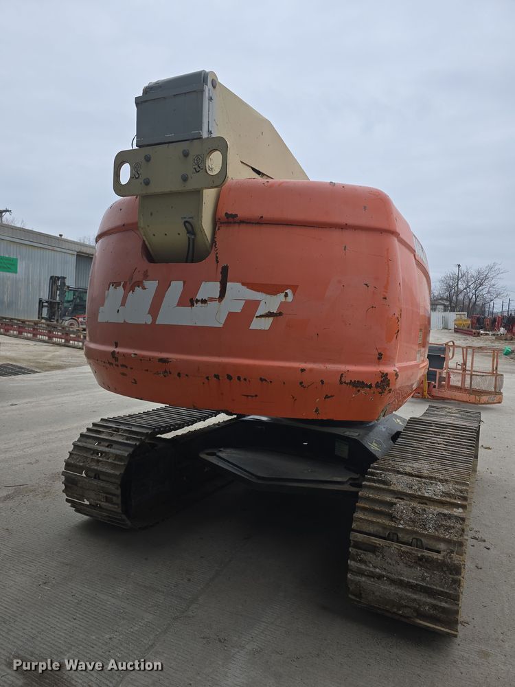 image for item DO7767 2000 JLG S60SJC boom lift