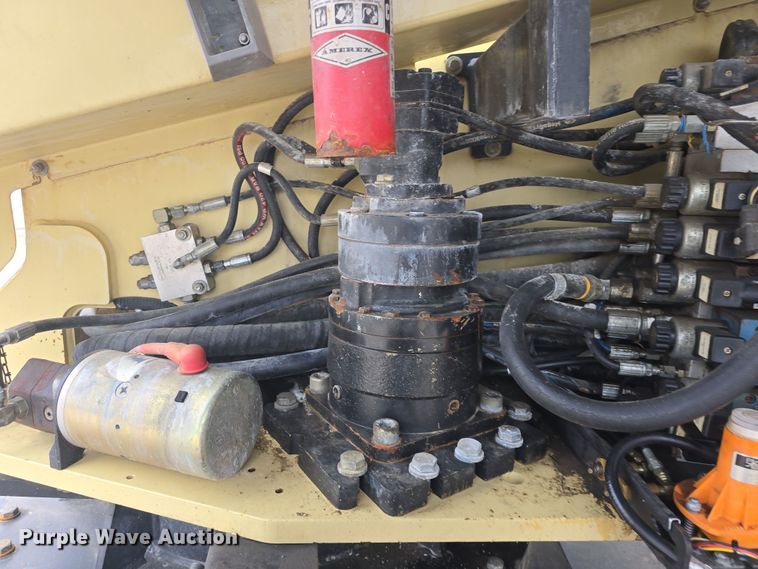 image for item DO7767 2000 JLG S60SJC boom lift