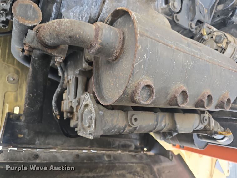 image for item DO7767 2000 JLG S60SJC boom lift