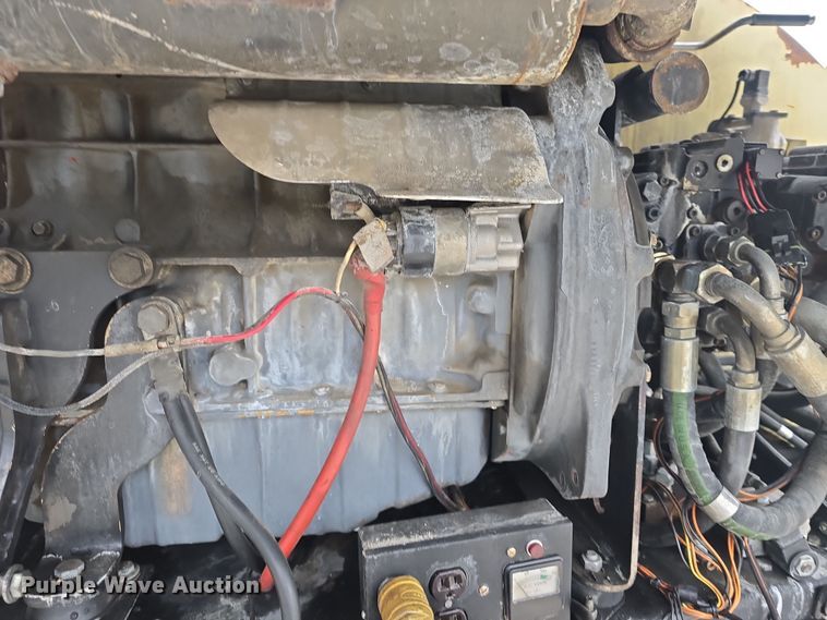 image for item DO7767 2000 JLG S60SJC boom lift