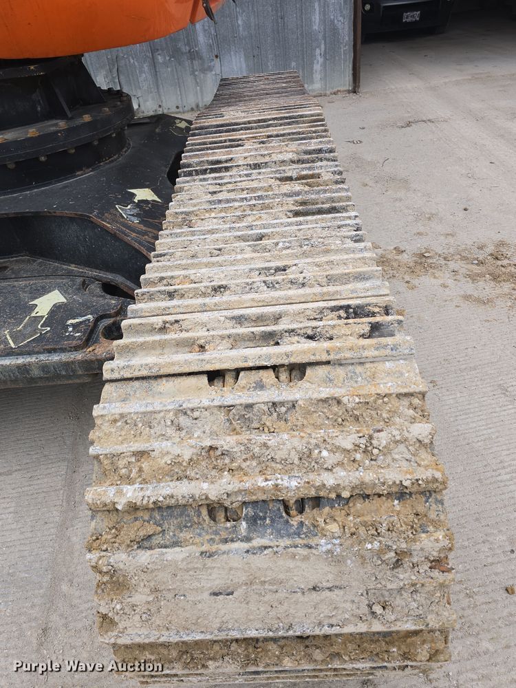 image for item DO7767 2000 JLG S60SJC boom lift