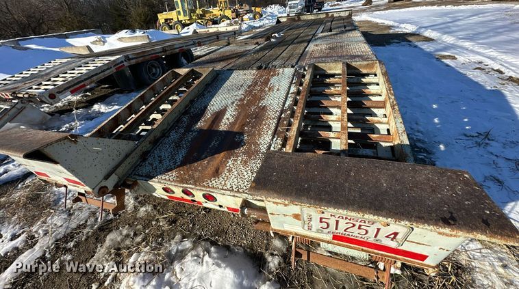 image for item DQ6579 1990 Interstate 20DT A equipment trailer