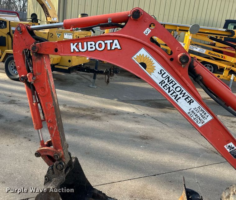 image for item DQ6614 2018 Kubota U17 mini excavator
