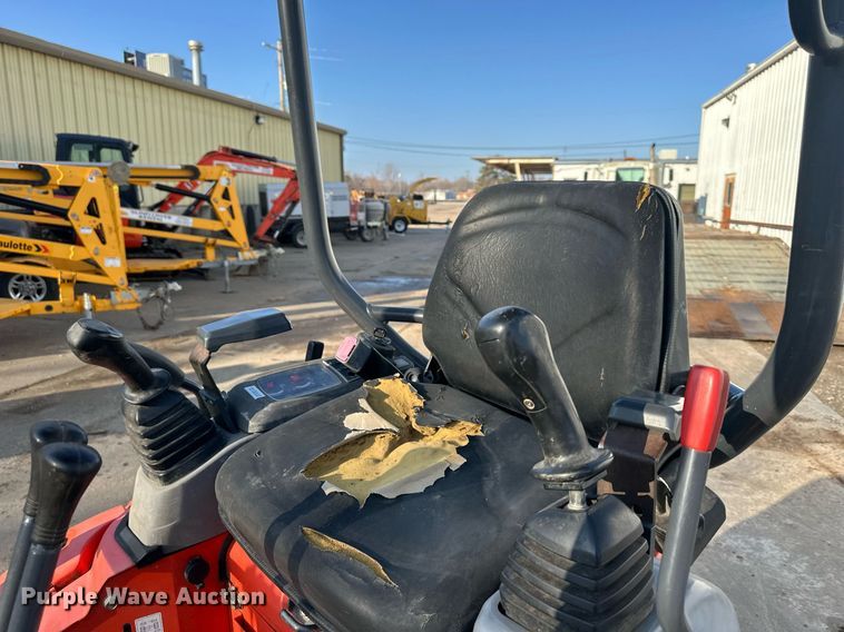 image for item DQ6614 2018 Kubota U17 mini excavator