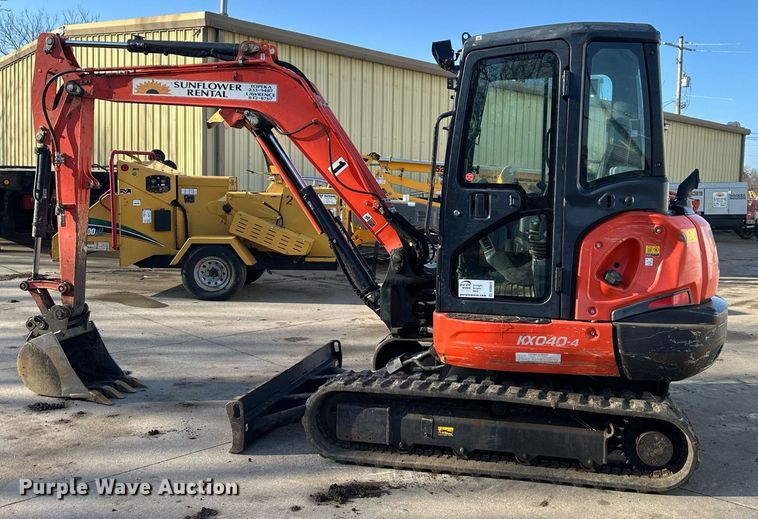 image for item DQ6615 2019 Kubota KX040-4 mini excavator