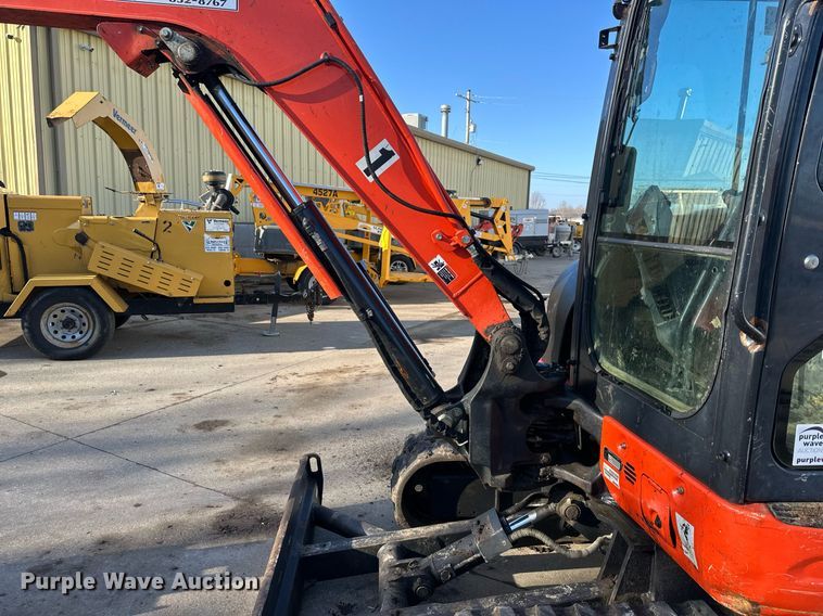 image for item DQ6615 2019 Kubota KX040-4 mini excavator