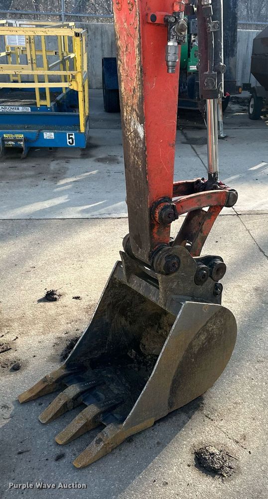 image for item DQ6615 2019 Kubota KX040-4 mini excavator