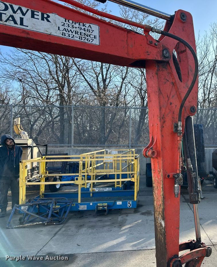 image for item DQ6615 2019 Kubota KX040-4 mini excavator