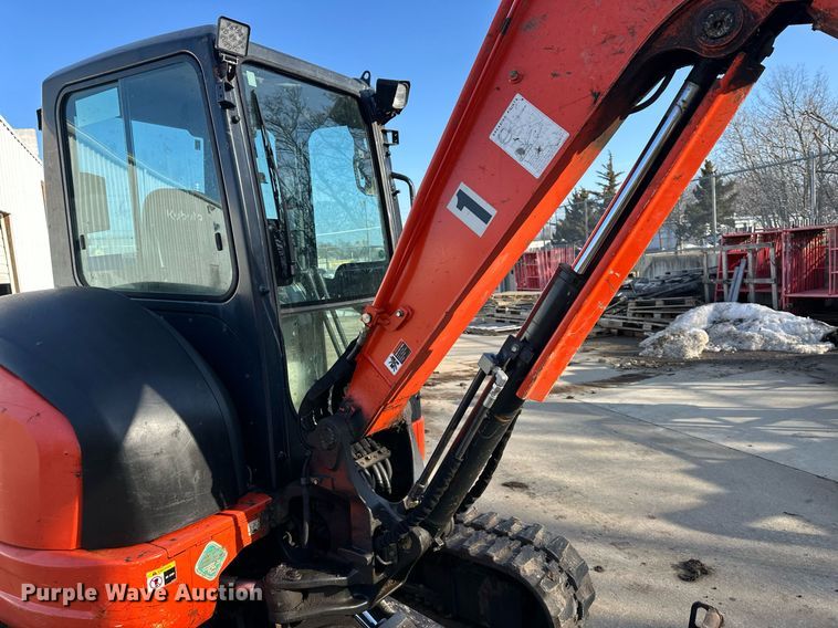 image for item DQ6615 2019 Kubota KX040-4 mini excavator