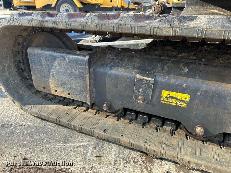 image for item DQ6615 2019 Kubota KX040-4 mini excavator