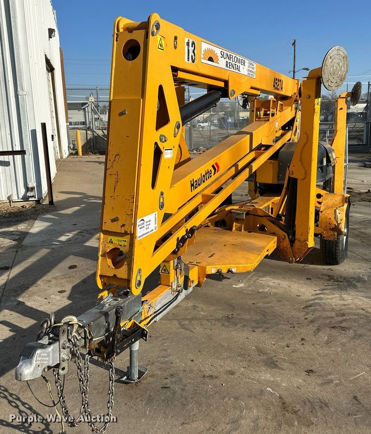image for item DQ6616 2019 Biljax 4527A boom lift