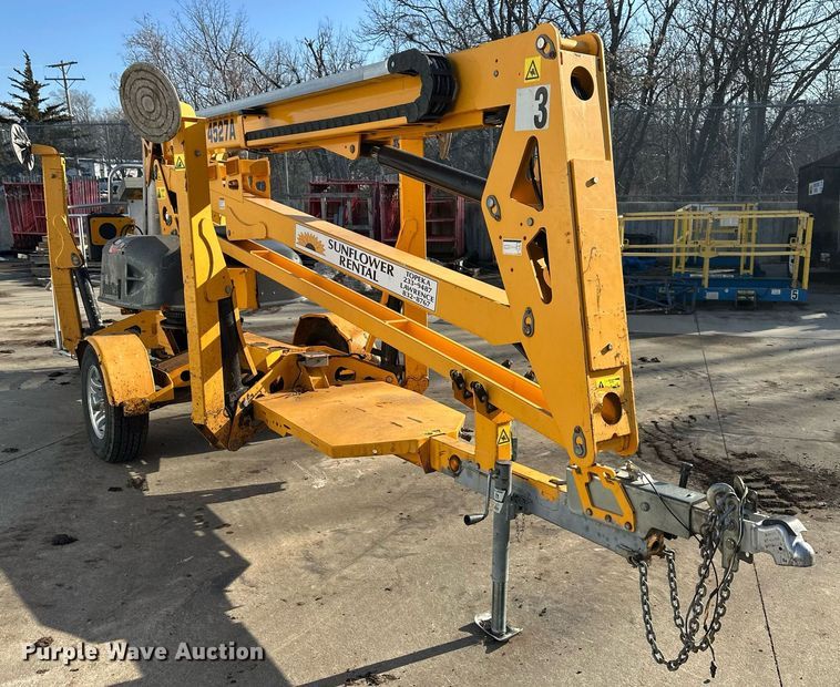 image for item DQ6616 2019 Biljax 4527A boom lift