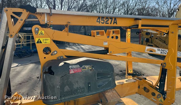 image for item DQ6616 2019 Biljax 4527A boom lift