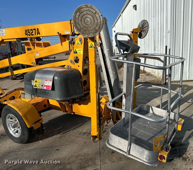 image for item DQ6616 2019 Biljax 4527A boom lift