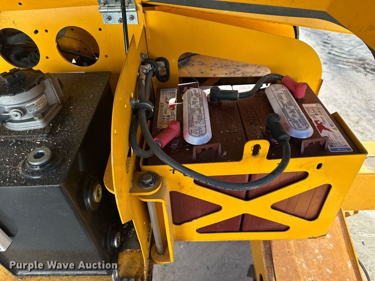 image for item DQ6616 2019 Biljax 4527A boom lift