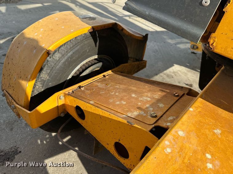 image for item DQ6616 2019 Biljax 4527A boom lift