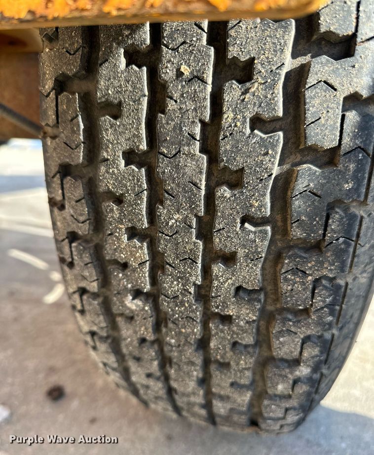 image for item DQ6616 2019 Biljax 4527A boom lift