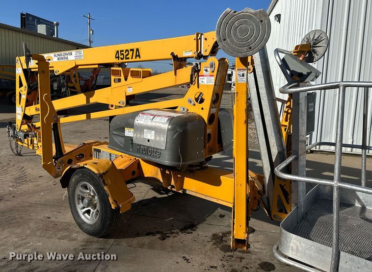 image for item DQ6617 2019 Biljax 4527A boom lift