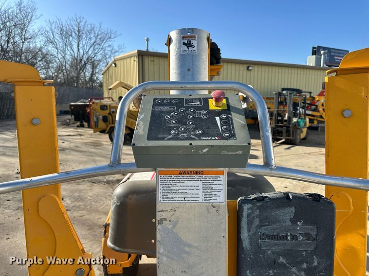 image for item DQ6617 2019 Biljax 4527A boom lift