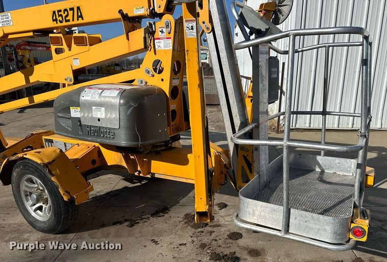 image for item DQ6617 2019 Biljax 4527A boom lift