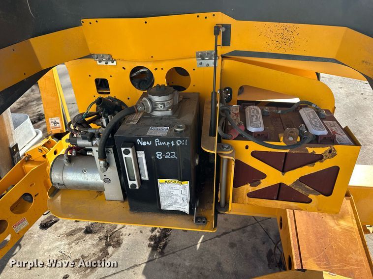 image for item DQ6617 2019 Biljax 4527A boom lift