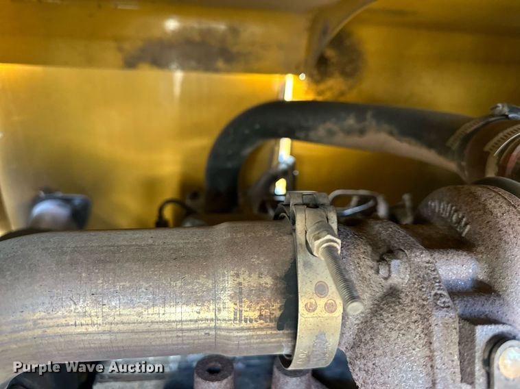 image for item DQ6618 2013 Vermeer BC1000XL wood chipper