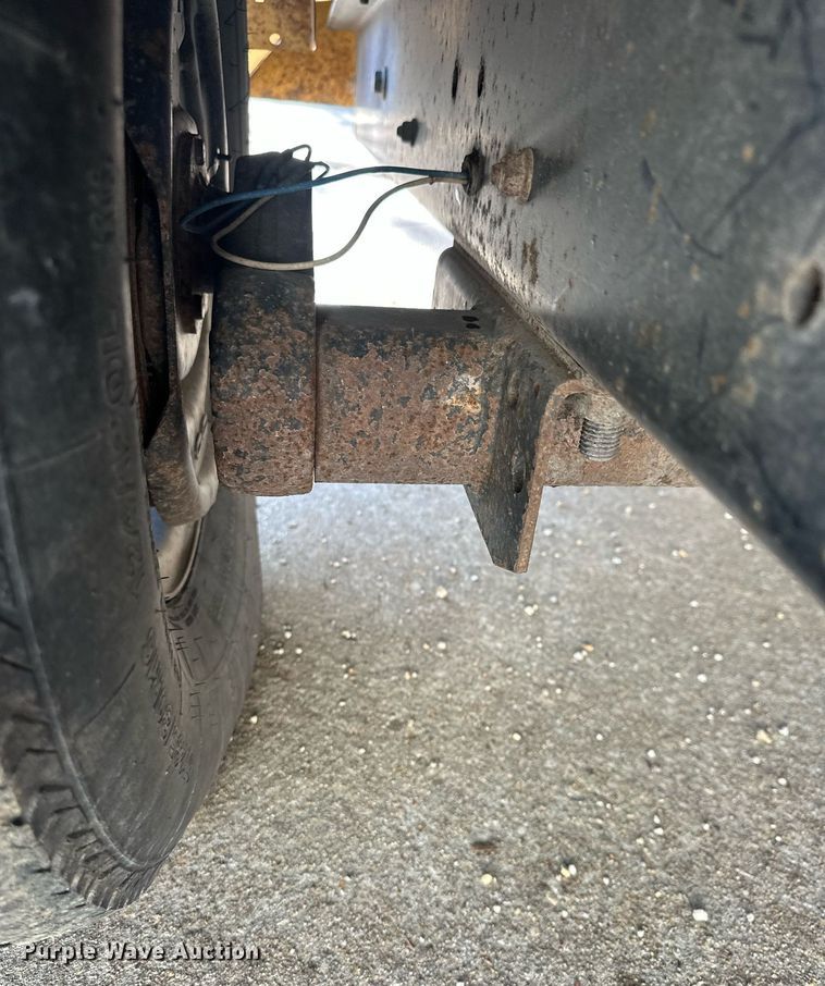 image for item DQ6618 2013 Vermeer BC1000XL wood chipper