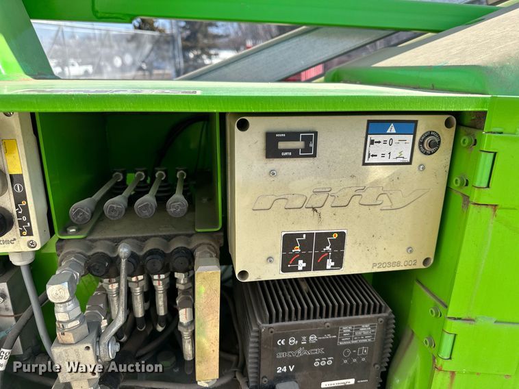 image for item DQ6619 2013 Nifty SP34NE boom lift