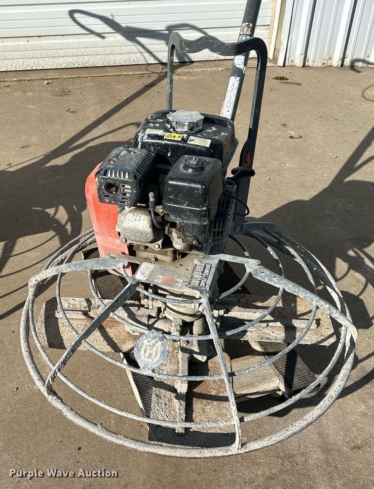 image for item DQ6620 (2) Husqvarna power trowels