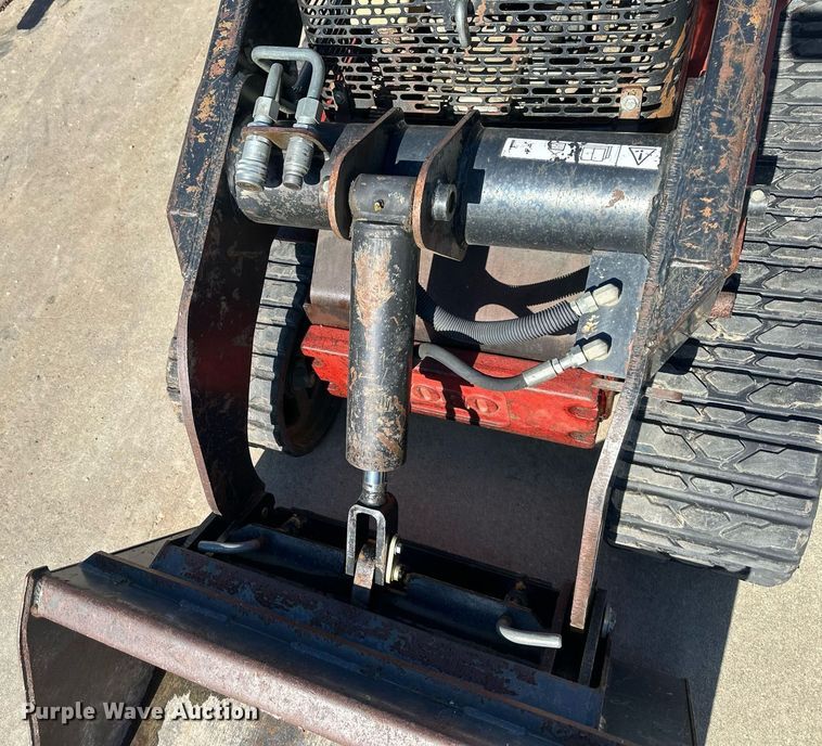 image for item DQ6621 2009 Toro TX 427 compact utility loader