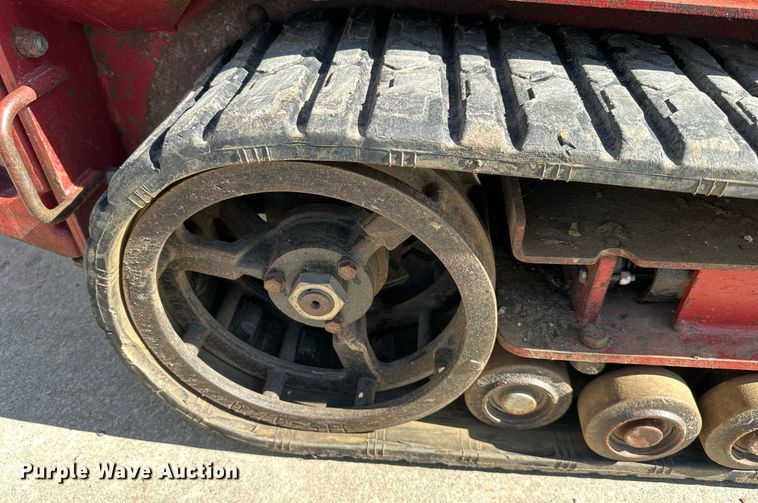 image for item DQ6621 2009 Toro TX 427 compact utility loader