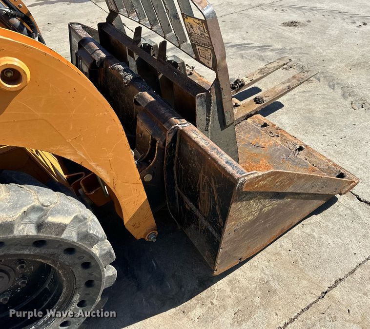 image for item DQ6622 2018 Case SR160 skid steer loader