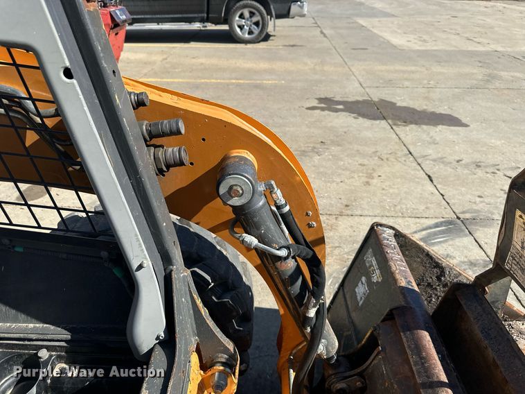 image for item DQ6622 2018 Case SR160 skid steer loader