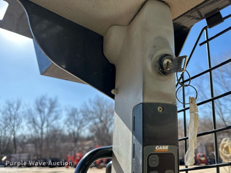 image for item DQ6622 2018 Case SR160 skid steer loader