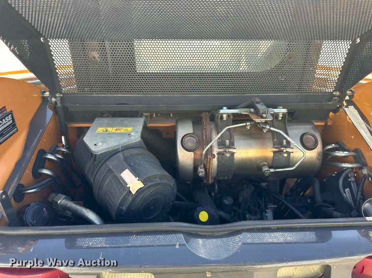 image for item DQ6622 2018 Case SR160 skid steer loader