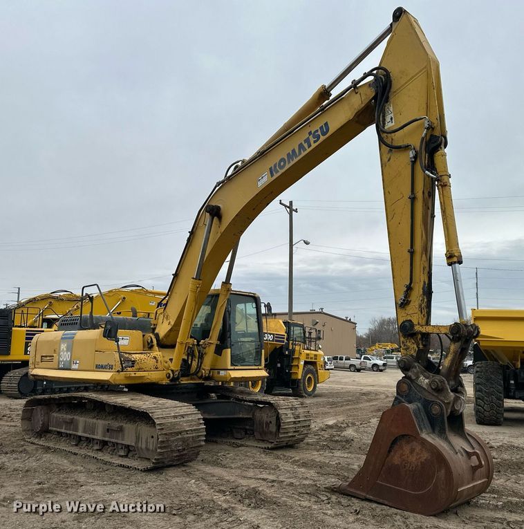 image for item DQ6626 2006 Komatsu PC300LC-7E excavator