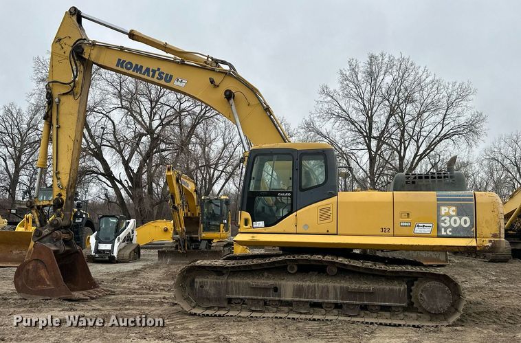 image for item DQ6626 2006 Komatsu PC300LC-7E excavator