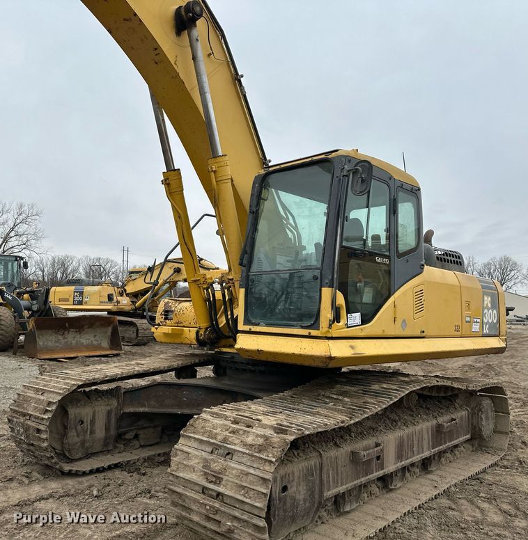 image for item DQ6626 2006 Komatsu PC300LC-7E excavator