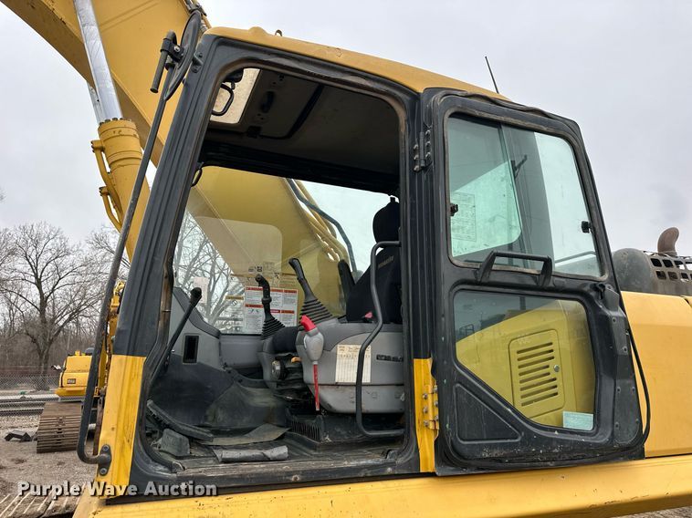 image for item DQ6626 2006 Komatsu PC300LC-7E excavator