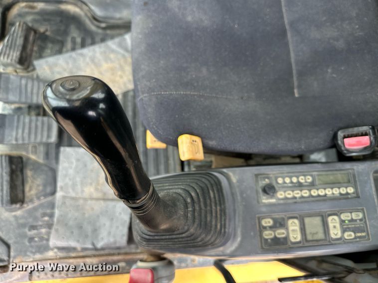 image for item DQ6626 2006 Komatsu PC300LC-7E excavator