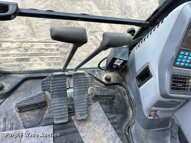 image for item DQ6626 2006 Komatsu PC300LC-7E excavator