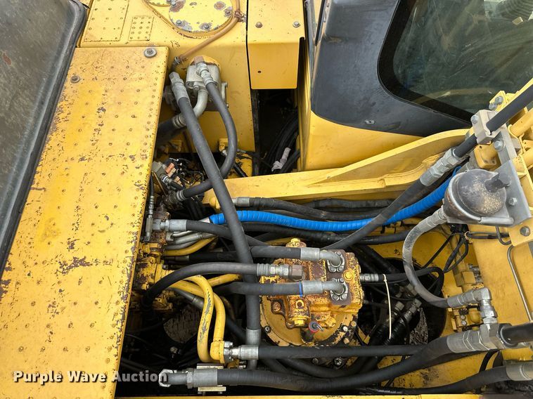 image for item DQ6626 2006 Komatsu PC300LC-7E excavator