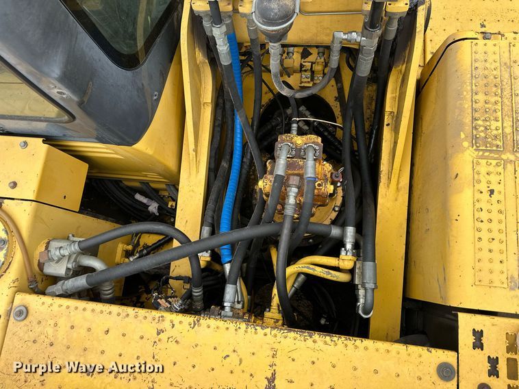 image for item DQ6626 2006 Komatsu PC300LC-7E excavator