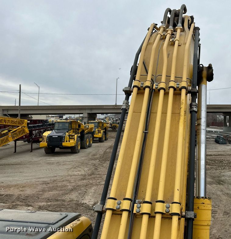 image for item DQ6626 2006 Komatsu PC300LC-7E excavator