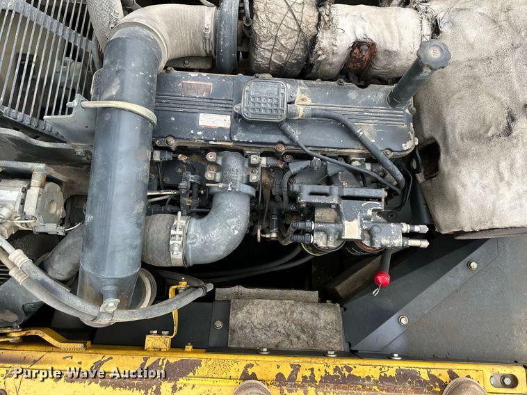 image for item DQ6626 2006 Komatsu PC300LC-7E excavator