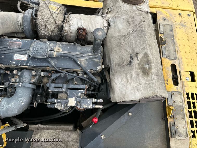 image for item DQ6626 2006 Komatsu PC300LC-7E excavator