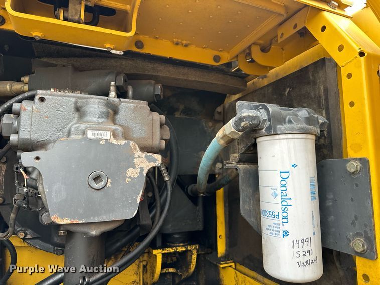 image for item DQ6626 2006 Komatsu PC300LC-7E excavator