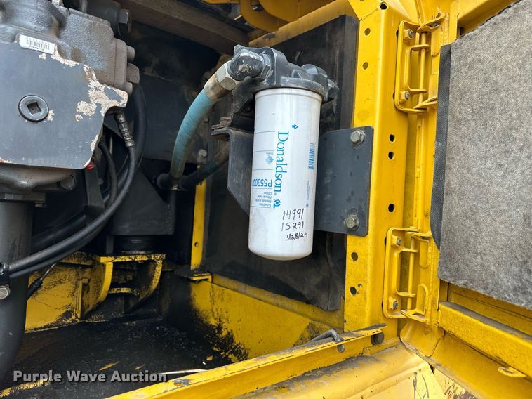 image for item DQ6626 2006 Komatsu PC300LC-7E excavator